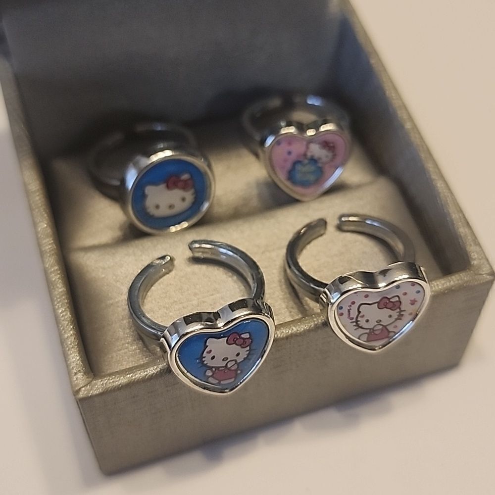 Hello Kitty Plastic Rings Size 4.75 Silver - Picture 2 of 2